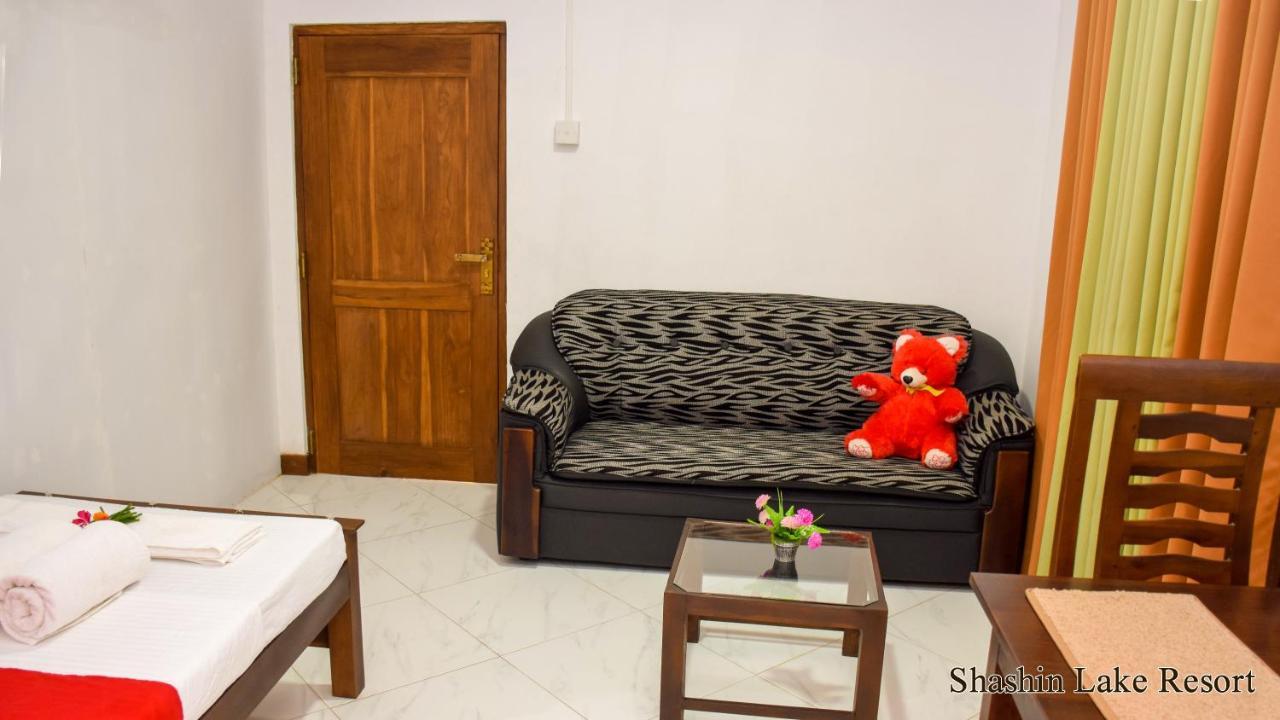 Shashin Lake Resort Dambulla Εξωτερικό φωτογραφία